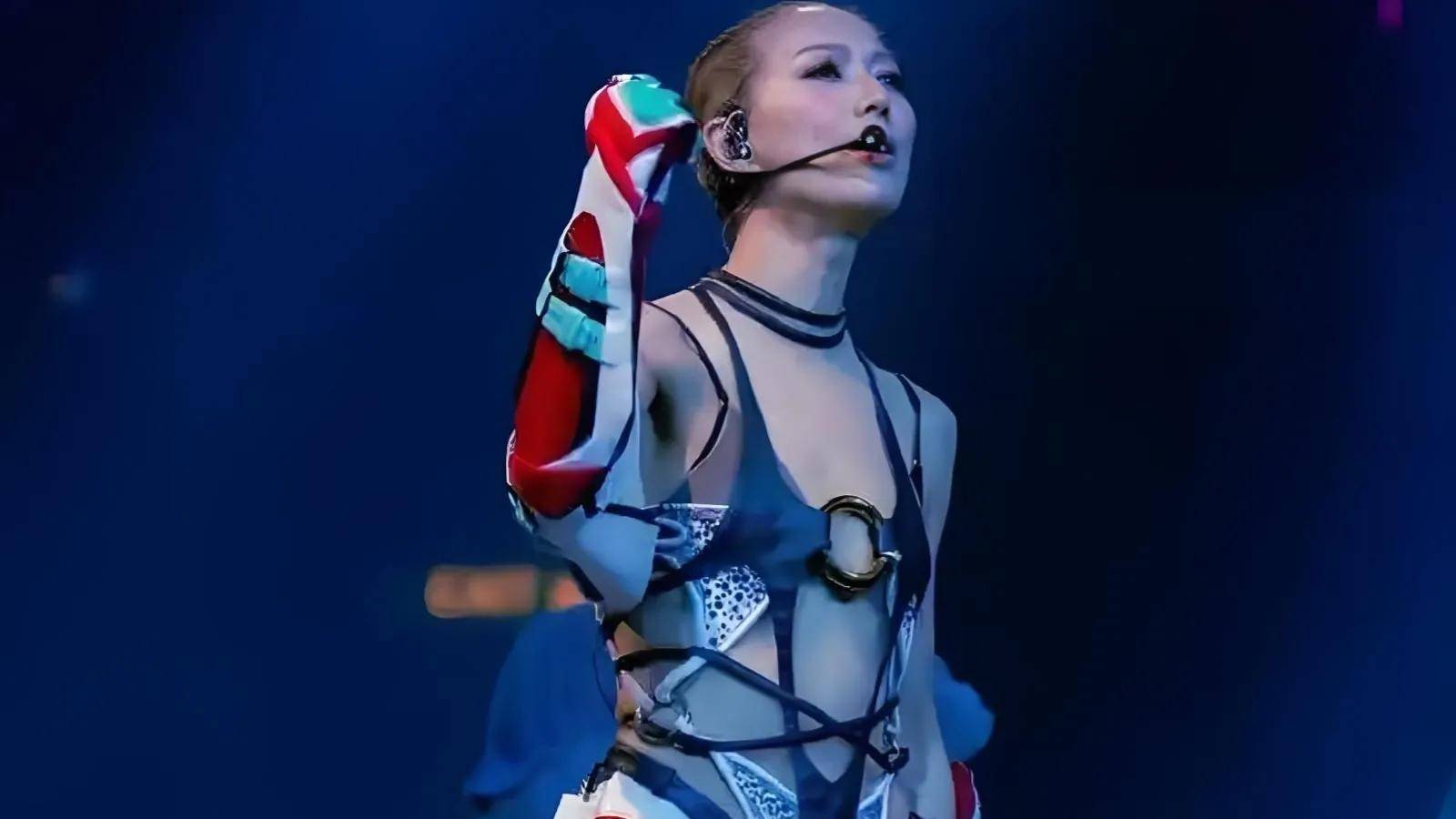  德罗巴回归赛场，高光表现首场状态亮眼，中国队观众沸腾！